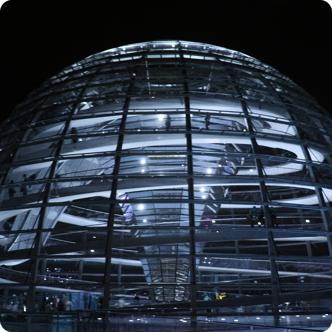 Wie der Deutsche Bundestag mit CoreMedia Vertrauen durch digitale Klarheit, Inklusion und Zuverlässigkeit schafft